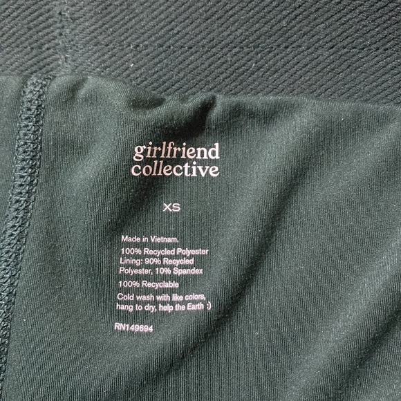 Girlfriend Collective Trail short in Moss green sz XSmall - Picture 4 of 4